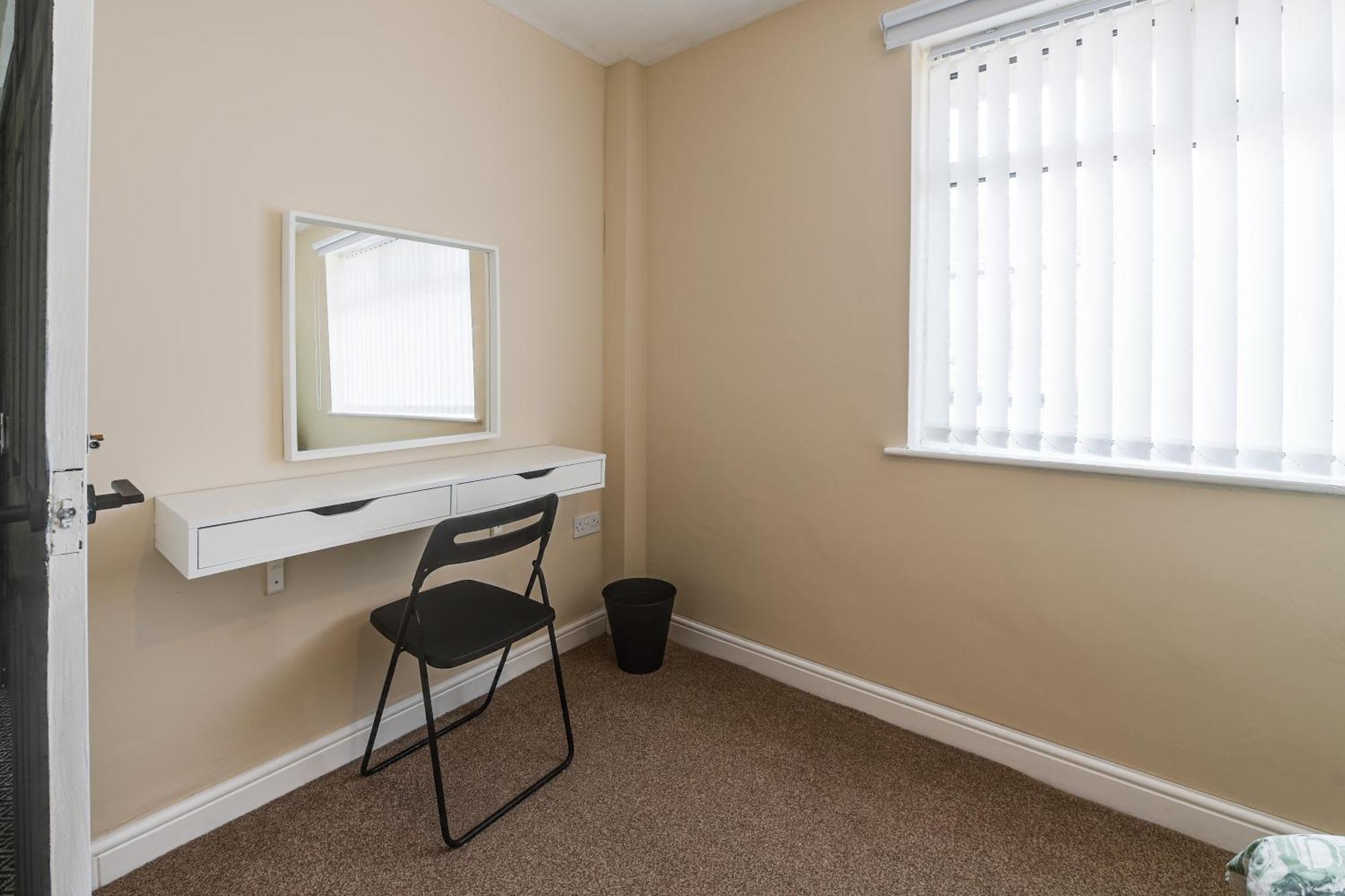 Poppy'S Place - Manningham Road Liverpool Extérieur photo